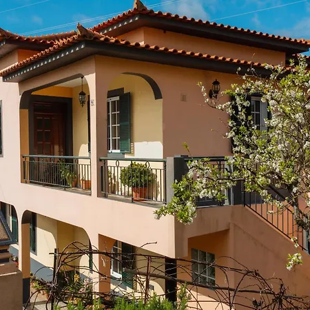 Apartamento Maria Canhas Exterior photo